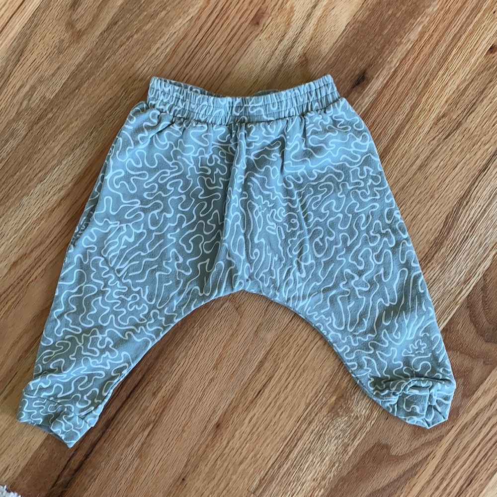 North of West baby pants